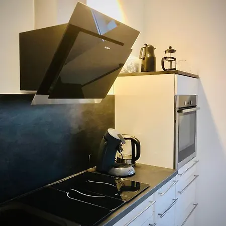 Altstadthus-gemuetliches Mit Gaertchen *