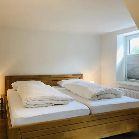 Altstadthus-gemuetliches Mit Gaertchen Friedrichstadt